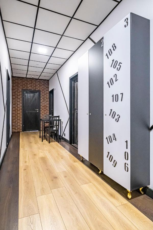 Vola Hostel Warszawa Eksteriør billede