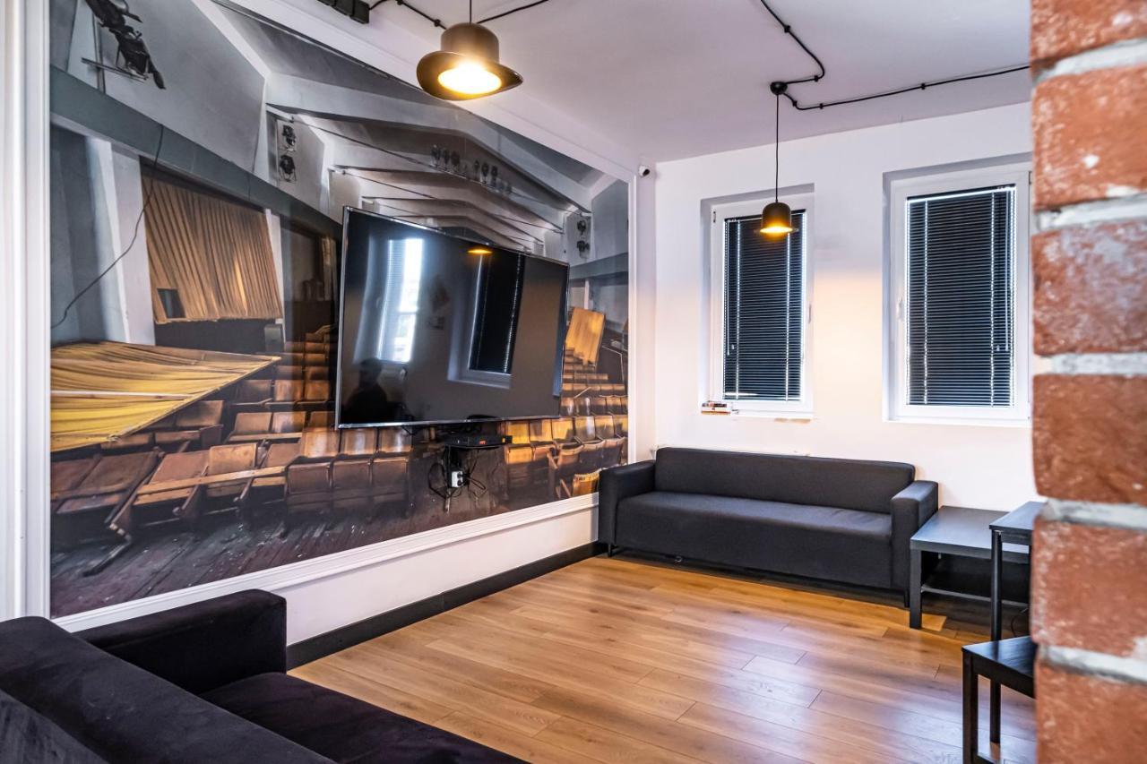 Vola Hostel Warszawa Eksteriør billede