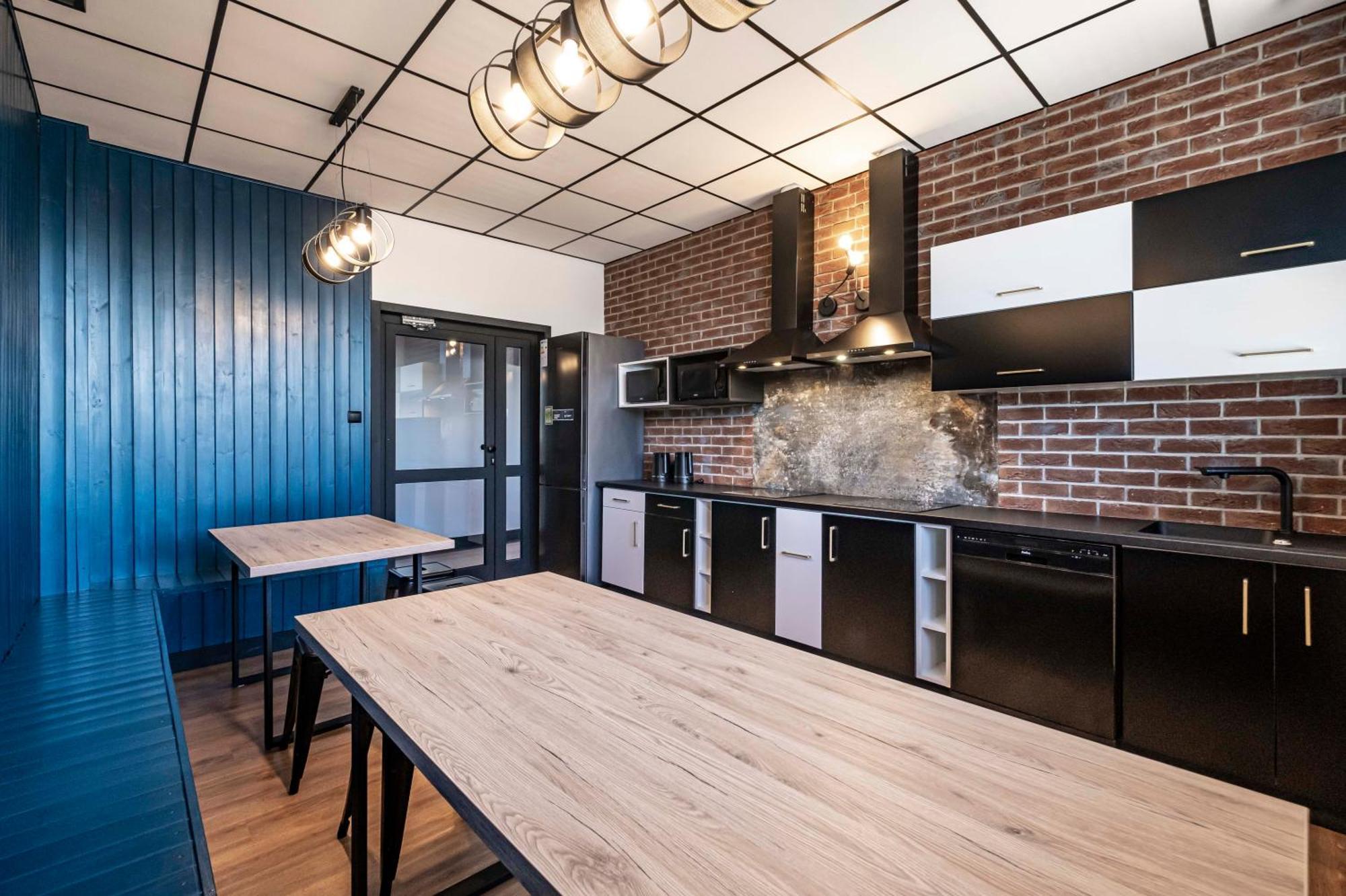 Vola Hostel Warszawa Eksteriør billede